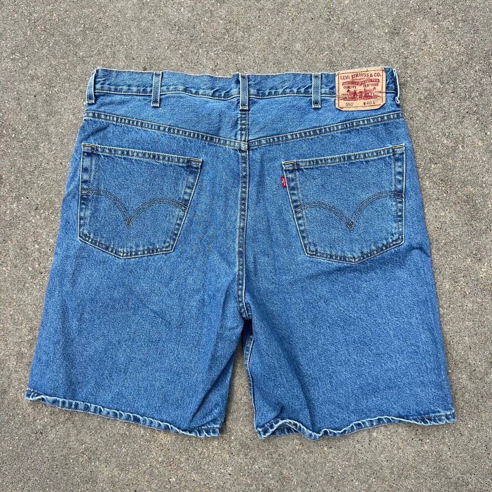 Vintage Y2K Levi's 550 Relaxed Fit Blue Jean Shorts Jorts Size 40